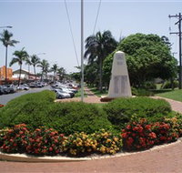 Yeppoon War Memorial - Accommodation Georgetown