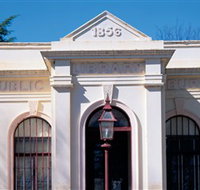 Burke Museum - Accommodation Georgetown