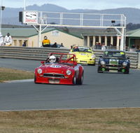 Wakefield Park Motor Racing Circuit - Accommodation Georgetown