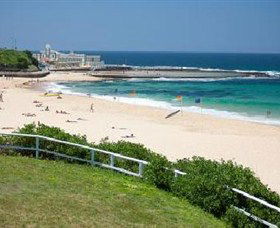 Newcastle Beach - Accommodation Georgetown 1
