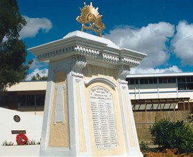 Beenleigh War Memorial - Accommodation Georgetown 0