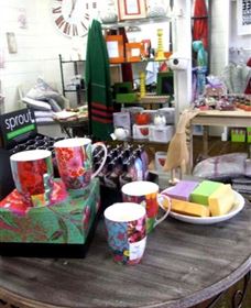 The Famous Tinonee Cafe And Gift Shop - Accommodation Georgetown 0