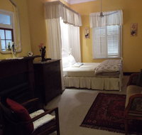 Guy House Bed and Breakfast
