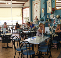 Inspirations Cafe Gift and Patchwork Gallery - Accommodation Georgetown