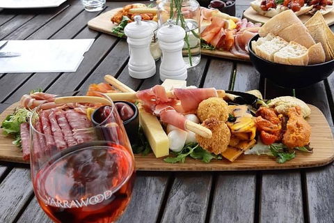 CHEVY CONVERTIBLE Package For 4 -Wine Lunch Cheese & Chocolate From Yarra Valley - Accommodation Georgetown 6