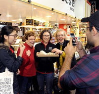 Small-Group Adelaide Central Market Early Breakfast Tour - Accommodation Georgetown