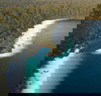 Pack-free Camping Lake McKenzie Central Hike - 2 Days - Accommodation Georgetown