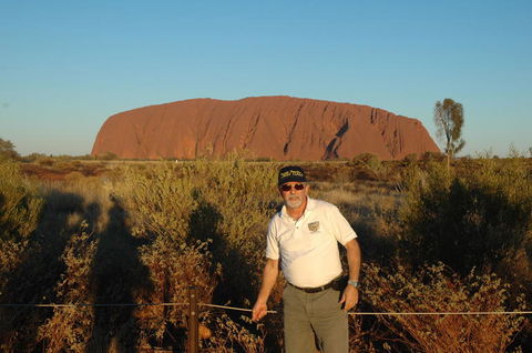 Uluru (Ayers Rock) And The Olgas Tour Including Sunset Dinner From Alice Springs - Accommodation Georgetown 8