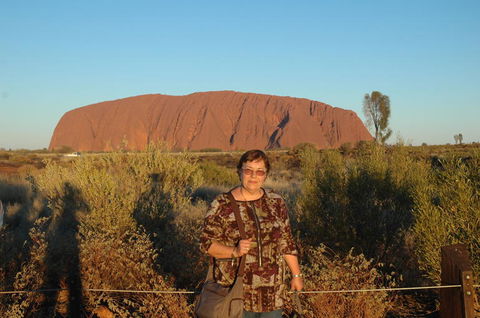 Uluru (Ayers Rock) And The Olgas Tour Including Sunset Dinner From Alice Springs - Accommodation Georgetown 7