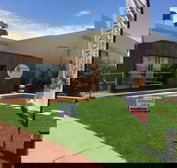 Almondco Almond Hut - Accommodation Georgetown