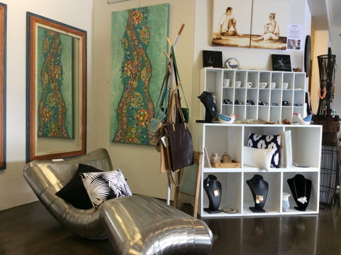 Waubs Bay Gallery - Accommodation Georgetown 2