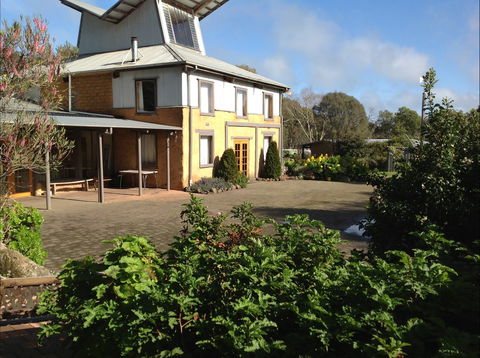 HIRL Hamilton Institute Of Rural Learning - Accommodation Georgetown 0
