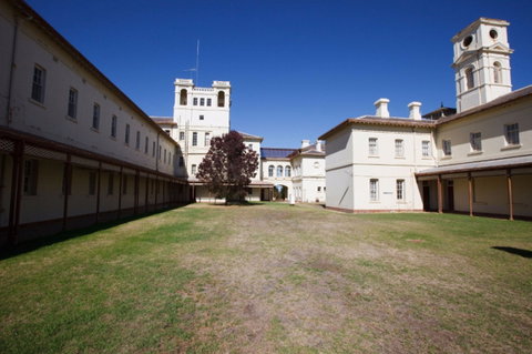 Aradale Lunatic Asylum - Accommodation Georgetown 1