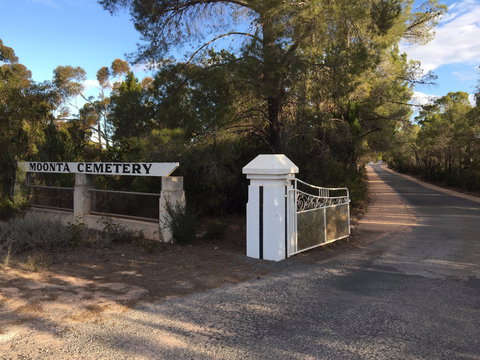 Moonta Cemetery Walks - Accommodation Georgetown 2