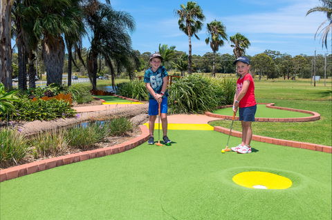 Port Macquarie Driving Range And Mini Golf - Accommodation Georgetown 2