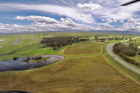 Private Helicopter Flight To Hunter Valley With A La Carte Lunch - For 2 - Accommodation Georgetown 5