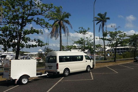 Airport Transfer To Or From Port Douglas Hotels For Up To 13 People (7am-10pm) - Accommodation Georgetown 2