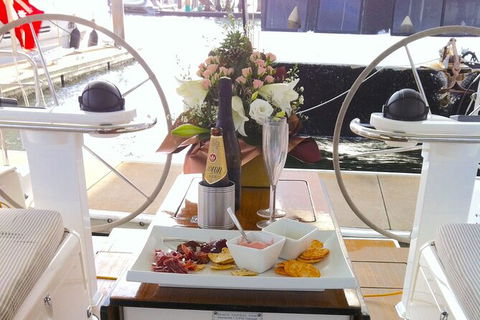 Sailing Curlew Escape On Moreton Bay - Accommodation Georgetown 1