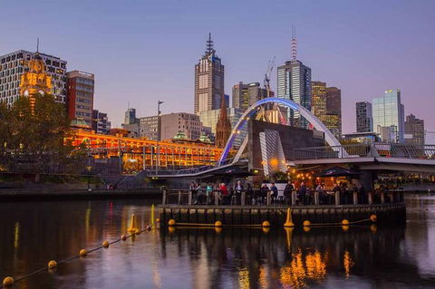 Melbourne Airport Transfers: Melbourne To Melbourne Airport MEL In Luxury Car - Accommodation Georgetown 6