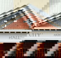 Maryborough City Hall - Accommodation Georgetown