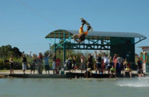 Cable Ski Cairns - Accommodation Georgetown 0