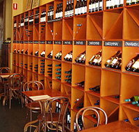 Lina's Bistro A Vin - Accommodation Georgetown