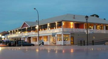 Seacliff Beach Hotel - Accommodation Georgetown 0