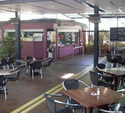 Centenary Tavern - Accommodation Georgetown 3