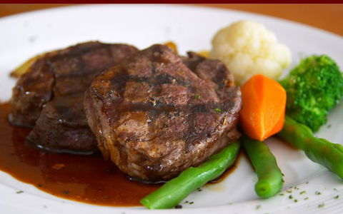 R. G. Mcgees Hotel Restaurant - Accommodation Georgetown 0