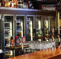 Racecourse Hotel - Accommodation Georgetown 0