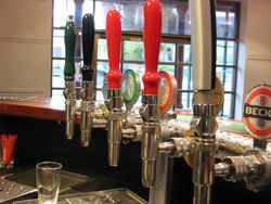 Mayfair Tavern & Bottleshop - Accommodation Georgetown 2