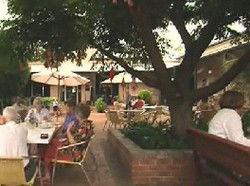 Georgies Cafe Restaurant - Accommodation Georgetown 2