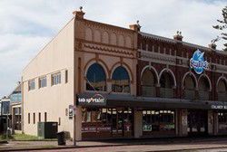 Collaroy Beach Hotel - Accommodation Georgetown 2