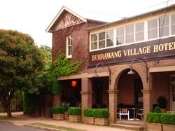 Burrawang Village Hotel - Accommodation Georgetown 0