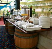Alexanders Restaurant - Lord Forrest Hotel - Accommodation Georgetown