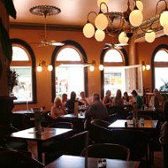 The Rose Hotel - Lounge Bar - Accommodation Georgetown 1