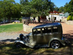 Jarrahdale Tavern - Accommodation Georgetown 1