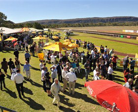 Alice Springs Turf Club - Accommodation Georgetown 3