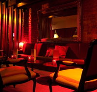Charlie's Bar