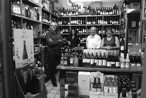 V -wall Tavern Blue Water Brasserie - Accommodation Georgetown 3