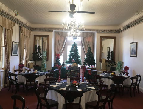 Abbey Of The Roses - Christmas In July - Accommodation Georgetown 1