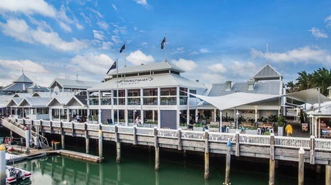 Hemingway's Brewery Port Douglas - Accommodation Georgetown 1