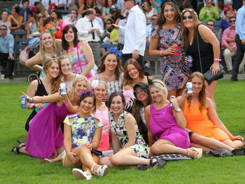 Albury Racing Club Boxing Day Races - Accommodation Georgetown 2