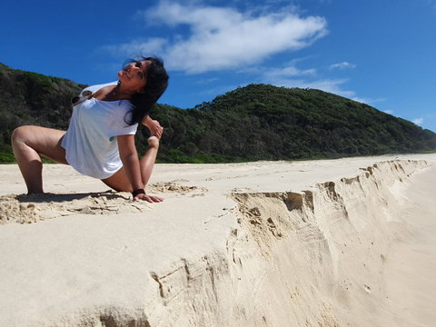 Blueys Yoga In Smiths Lake Online - Accommodation Georgetown 0