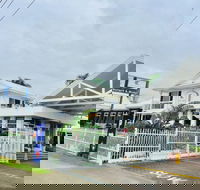 Cairns New Chalon - Accommodation Georgetown