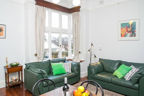 Danum House B & B - Accommodation Georgetown 2