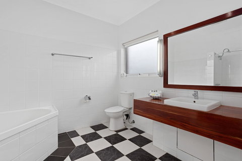 Comfort Inn The International - Accommodation Georgetown 6