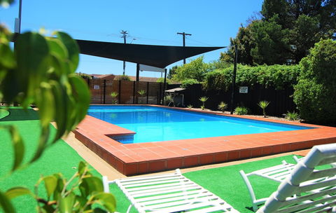 Golden West Motor Inn - Accommodation Georgetown 6