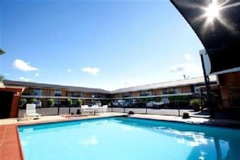 Golden West Motor Inn - Accommodation Georgetown 5