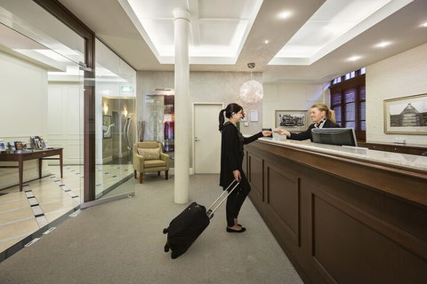 Quest Launceston Serviced Apartments - Accommodation Georgetown 3